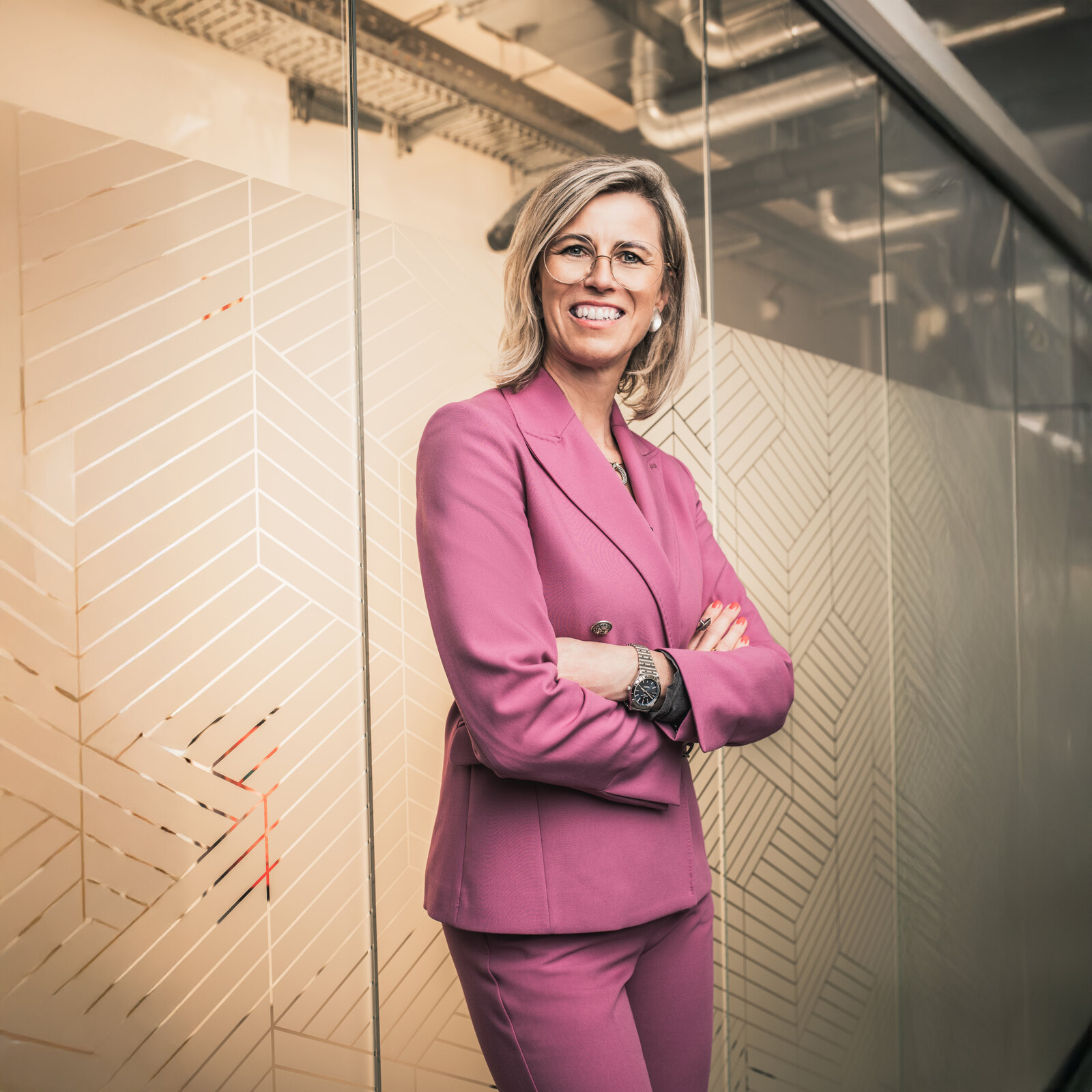 Business Portrait, Frau im Office